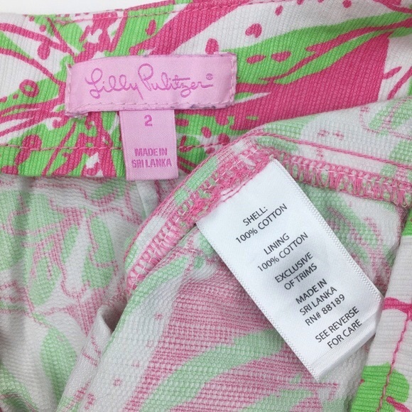 Lilly Pulitzer Hotty Pink Forgot My Trunk Shorts 2 - Picture 5 of 7